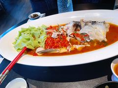 剁椒鱼头-凤凰湘语·海派湘菜(浦东旗舰店)