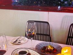 -小镇影院迪士尼小熊Duffy与他的朋友合影地