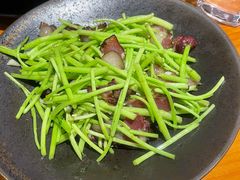 -莲餐厅·湖北菜·潜江小龙虾店(愚园路店)