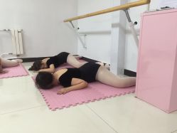 -艺佳舞蹈培训学校