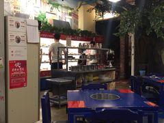 大堂-马路边边串串香形象店(磐石路店)