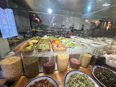 -鱼窝棚柴火铁锅炖(富山屯店)