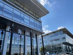 -奔驰上海利星(七宝店)