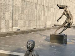 -侵华日军南京大屠杀遇难同胞纪念馆-停车场