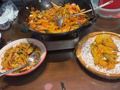 -富正毅三下锅(体育馆店)
