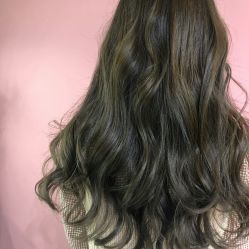 -Moyue HAIR SALON