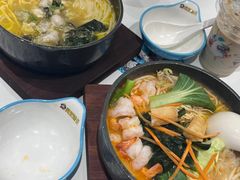 -灵芝妹子海鲜米线(香炉礁山姆店)