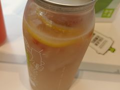 -奈雪的茶(优特汇店)
