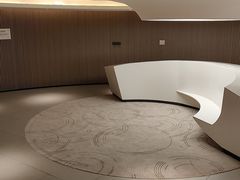 -上海虹桥西郊假日酒店