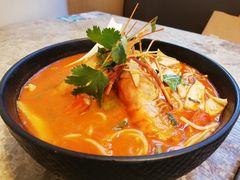 酸辣冬阴功海鲜汤檬粉-美奈小馆·东南亚菜(福田星河COCO Park店)