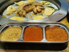 -三肥两瘦烤肉(鹿城店)