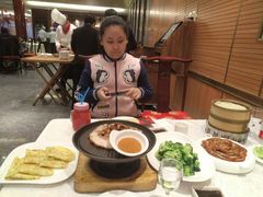 -凤凰园烤鸭店·唐山菜·传承花椒肉(老唐丰路店)