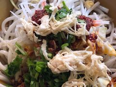 凉鸡米线-古镇小吃