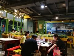 大堂-钢管厂五区小郡肝串串香(奥克斯广场锦城万达店)