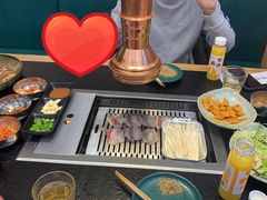 -臻牛烤肉