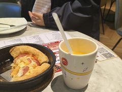 -必胜客(上海新南方商城PH店)