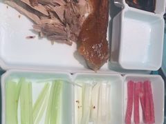 -姚姚酸菜鱼·金戈戈香港豉油鸡(喜荟城联名店)
