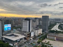 -Hi City·城市之巅