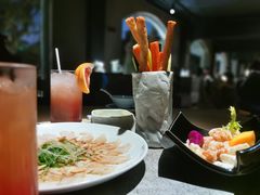 -穹六人间 people 6(岳阳路店)