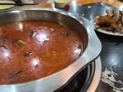 -黄利砖万峰林布依特色酸笋牛肉馆