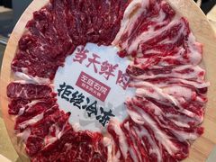 -左庭右院鲜牛肉火锅(金山万达店)