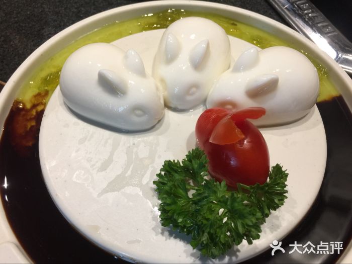 江巴人重庆市井火锅(惠工店)开会哆嗦兔图片