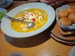 -蜜桃餐厅·伴山(仙林金鹰店)