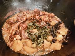 -万里闯关东铁锅炖菜馆(高新旗舰店)