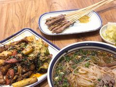 -云阿蛮云南生烫牛肉米线(奉贤路店)