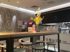 -龙治汉堡(中华城店)