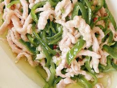 -石磨豆花家常菜·牦牛排土火锅
