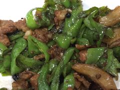 -三湘四水正宗湘菜(君峰路店)