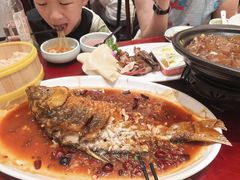-梅利汴京烤鸭•开封豫菜地标店(东大街店)