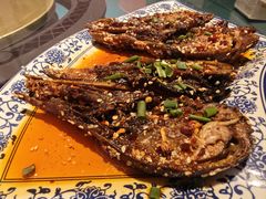 香辣鸭头-牟记江湖重庆地标特色菜鱼蛋海鲜羊蝎子(巴南区黑金冠十多年好店)