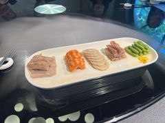 -HOMES上海本帮菜(襄阳公园店)