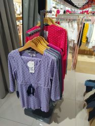 -爱婴室(上海百联中环店)