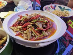 -川流不息·地道川菜·小龙虾(新松江路店)