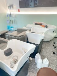 -U·NI SALON 造型