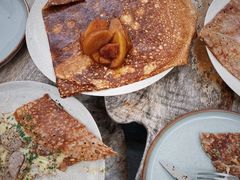 慢炖盐焦糖苹果可丽饼-RAC BAR(安福路店)