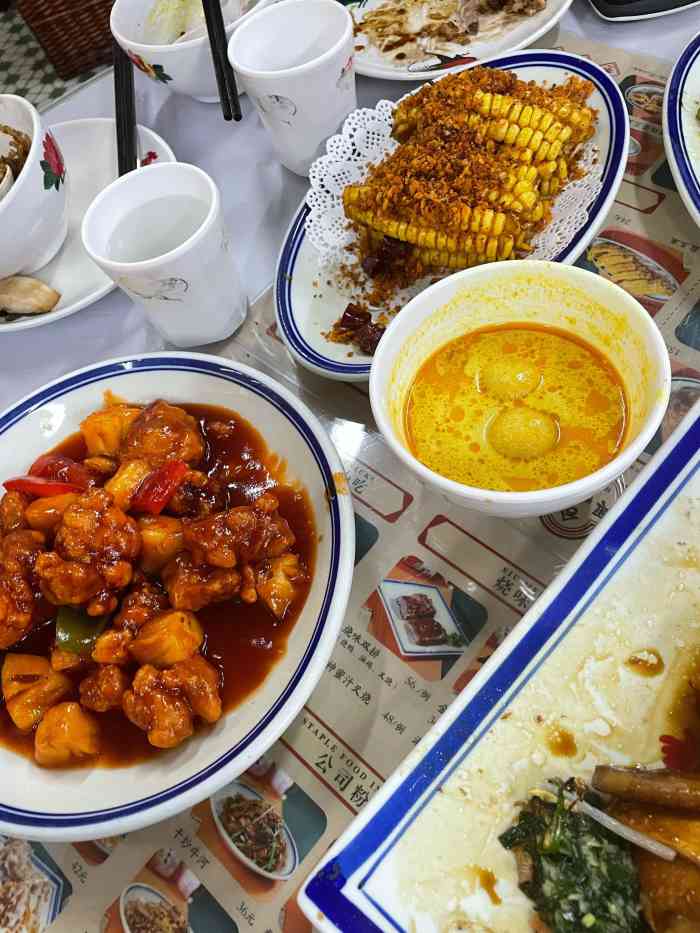 合兴发茶冰室(新街口店)-"新街口新开的的茶餐厅,每次路过的时候都人.