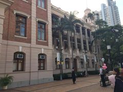 -香港大学