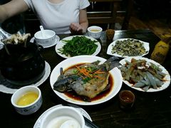 -民食香·腊排骨野生菌美食(木府店)