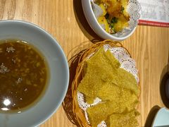 -何师傅美蛙鱼头(汉街店)