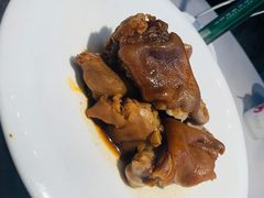 湘辣猪手-费大厨辣椒炒肉(黄兴中心广场店)