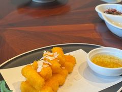 自制脆炸鲜奶-喜鼎海胆水饺(东港店)