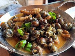 螺丝烧鸡爪-芦茨金富饭庄·25年老字号·专做稻草鸡
