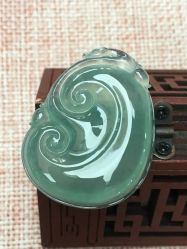 -北京七彩云南翡翠珠宝旗舰店(月坛店)