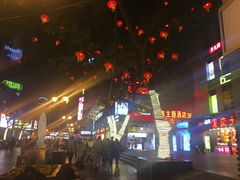 -八一好吃街·高品美食广场