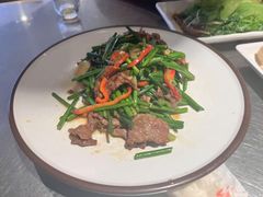 吊龙小炒皇-潮界(虹桥新天地店)