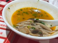 羊肉汤莜面鱼鱼-西贝(上海中心店)